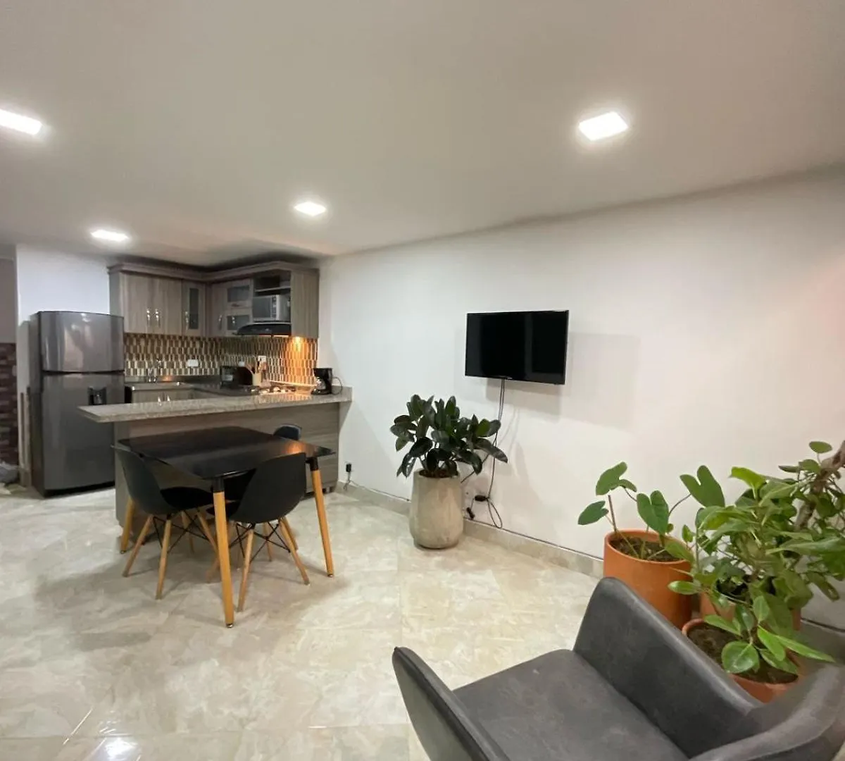 Elegante Y Hermoso Apartamento En Medellin Apartment